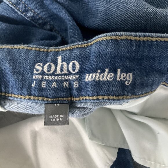 SOHO New York & Co Jeans Women Sz 14 Blue Wide Leg Snap Button Sides Boho Hippie - Picture 3 of 11
